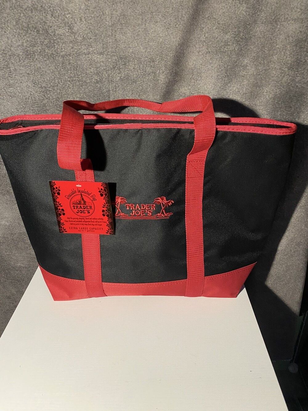 Trader Joe's Insulated Reusable Shopping Bag Extra Large 7 Gallon Black &